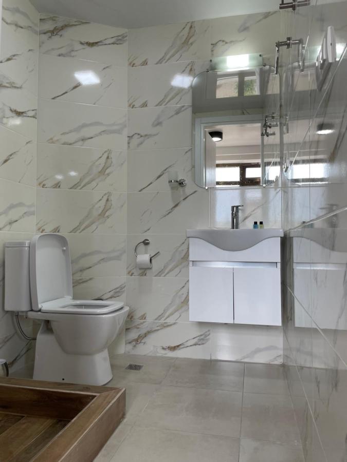 Apartment 2 Minutes From The Sea Batumi Exterior photo